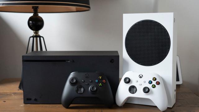 Microsoft Says Xbox Series X and S Shortages Could Last Until April 2021
