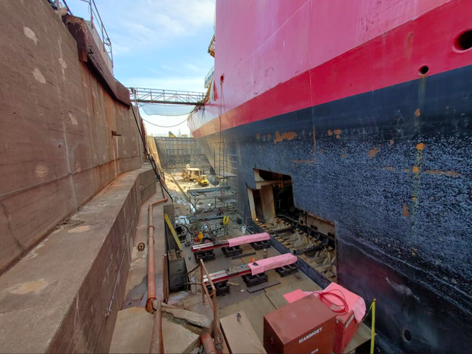 The Way The U.S. Coast Guard Replaces Its Largest Ship’s Motor Is Mind-Blowing
