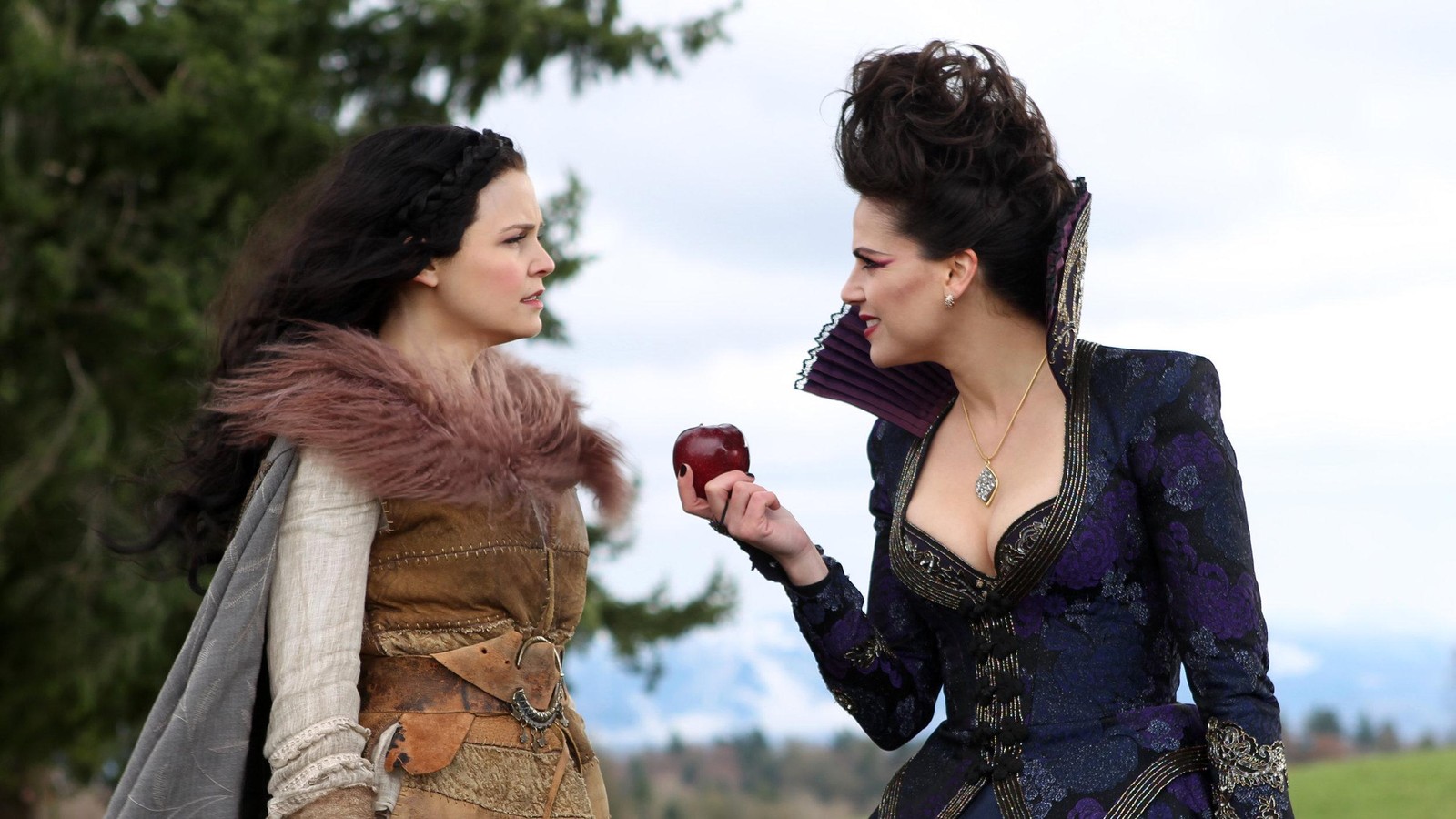 The Evil Queen offers Snow White a choice.  (Image: ABC)