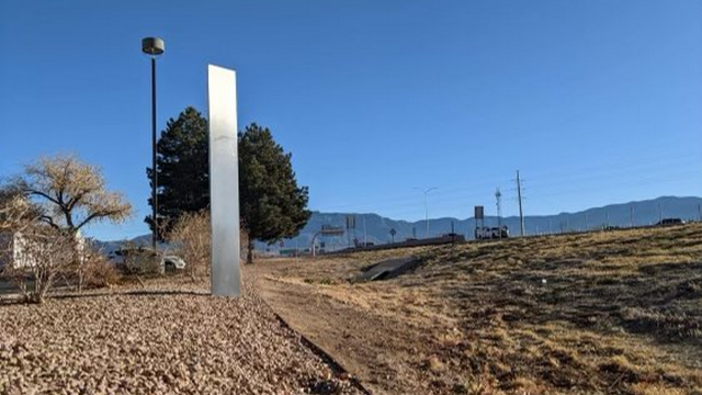New Monolith Appears in New Mexico and We Dare You to Erect One at Area 51