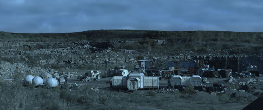 The settlement on Ilus was a major location in season four. (Image: Amazon Studios)