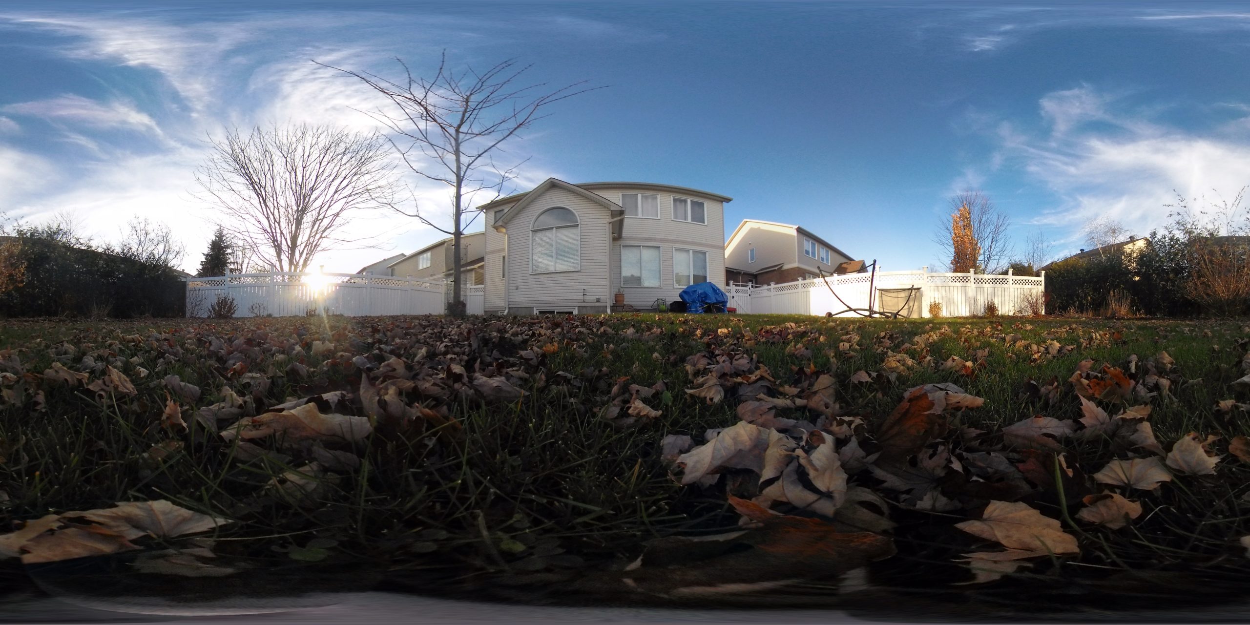 With enough light, the 360 degree images snapped by the IQUI look OK. (Photo: Andrew Liszewski / Gizmodo)