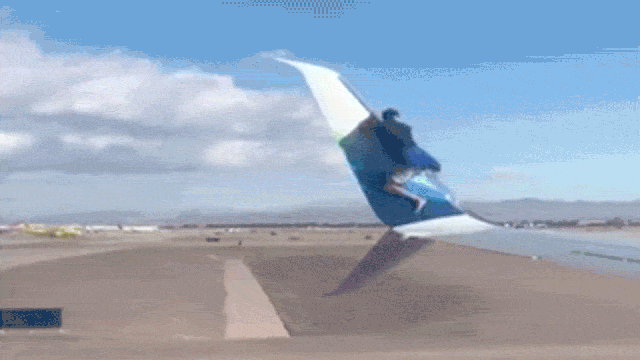 Some Dude Climbed Onto The Wing Of An Airplane About To Take Off From Las Vegas