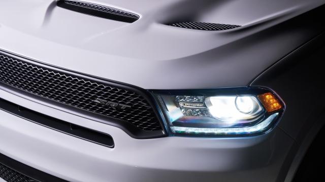 More Automakers Are Finally Fixing Their Trash Headlights