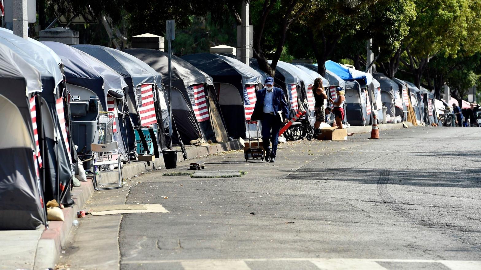 Homeless U.S. veteran tents near the VA West Los Angeles Healthcare Campus Japanese Garden on September 24, 2020 in Los Angeles, California.  (Photo: Frazer Harrison, Getty Images)
