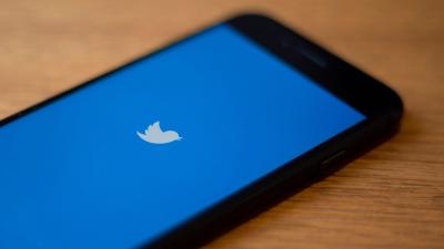 Twitter Starts Testing Spaces, Its ‘Dinner Party’-Like Voice Chat Rooms