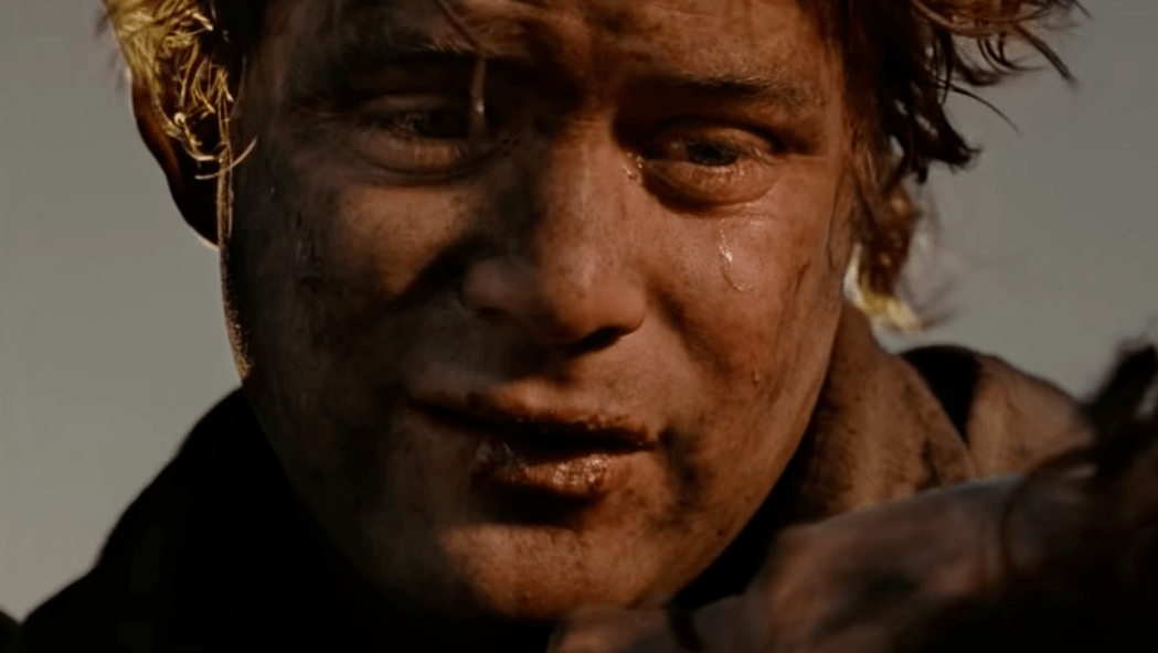 Samwise Gamgee in Middle-earth's newest ad for lip balm. (Screenshot: New Line Cinema)