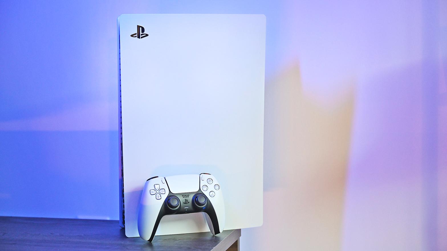 Get your old games on your new console. (Photo: Sam Rutherford/Gizmodo)