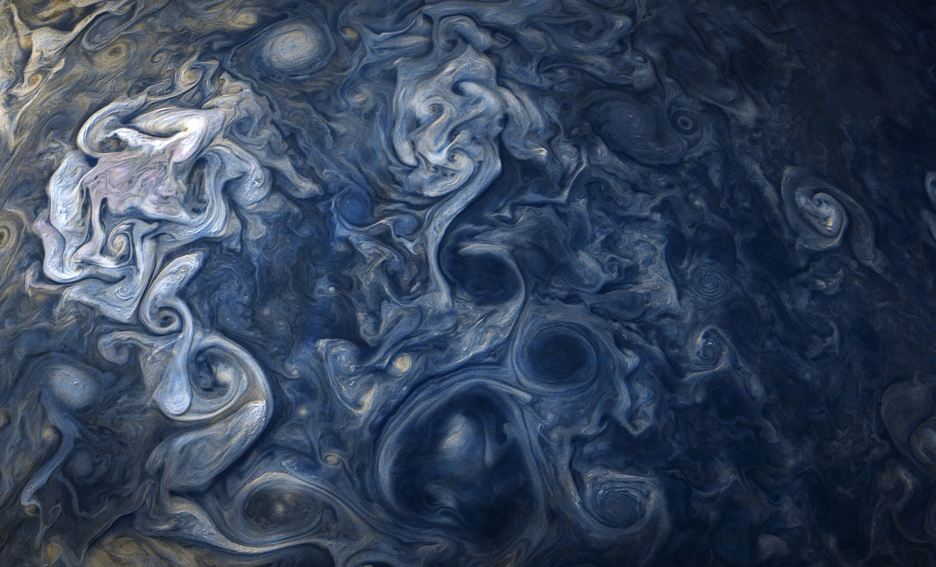 A detailed photo of Jupiter's clouds as captured by NASA's Juno spacecraft in 2017. (Image: NASA/JPL-Caltech/SwRI/MSSS/Gerald Eichstädt/ Seán Doran)