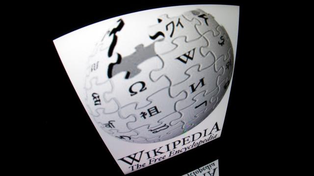 2020’s Most Popular Wikipedia Pages: Pandemics, Politics, and Parasite