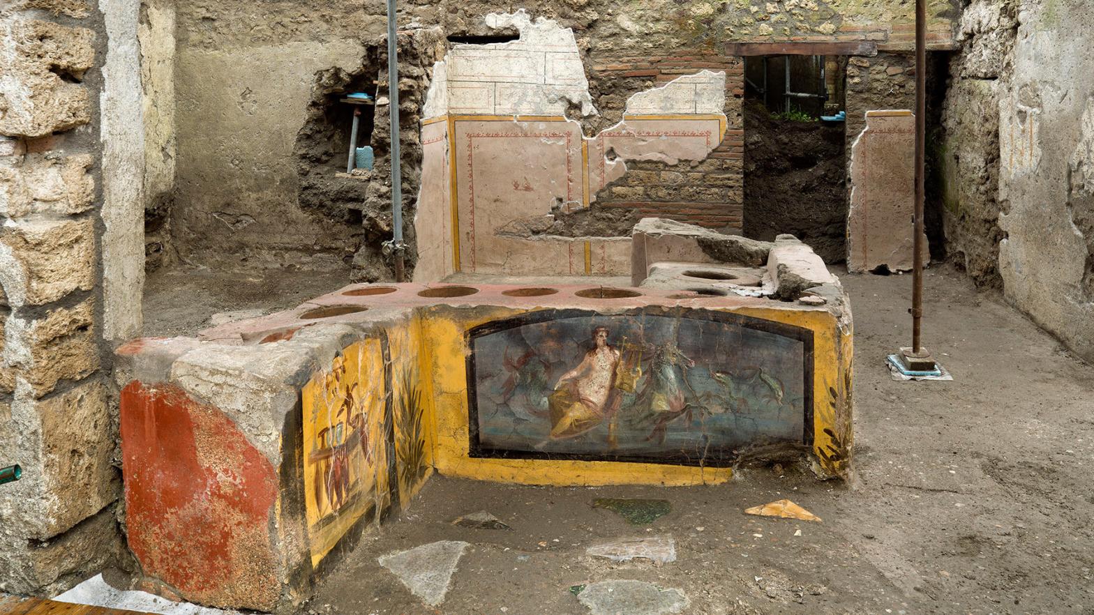 An undated photo made available by the Pompeii Archeological park press office shows the thermopolium (fast-food shop) in the Pompeii archeological park, near Naples, Italy. (Photo: Luigi Spina/Parco Archeologico di Pompei, AP)
