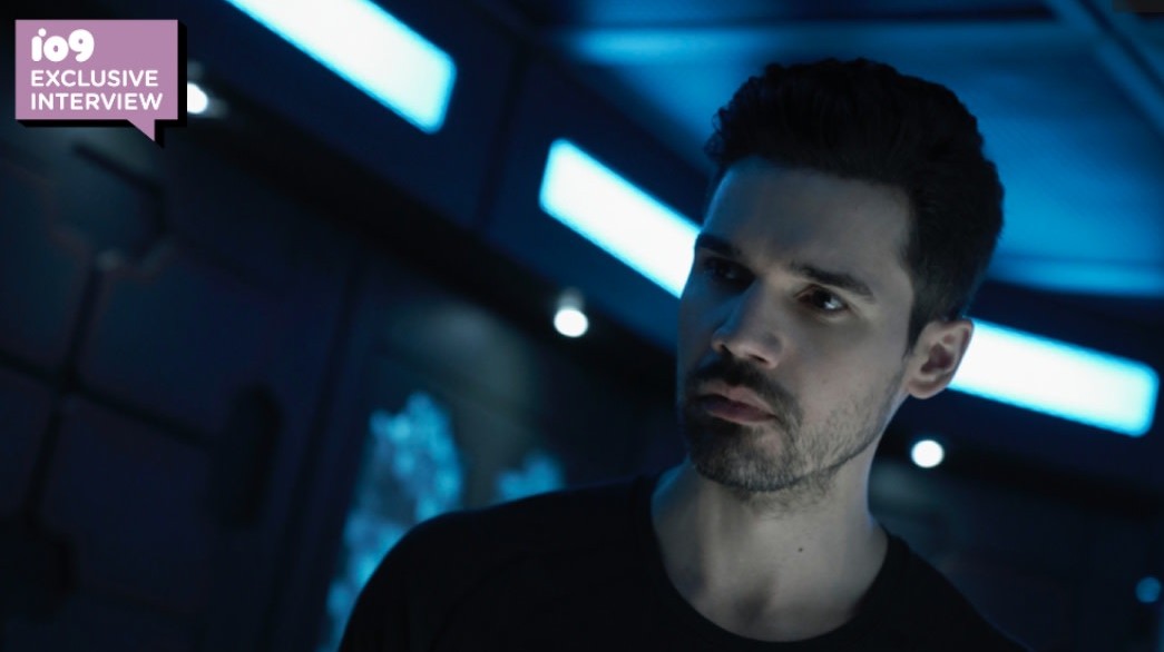 Holden (Steven Strait) looking like he could use another cup of coffee. (Image: Amazon Studios)
