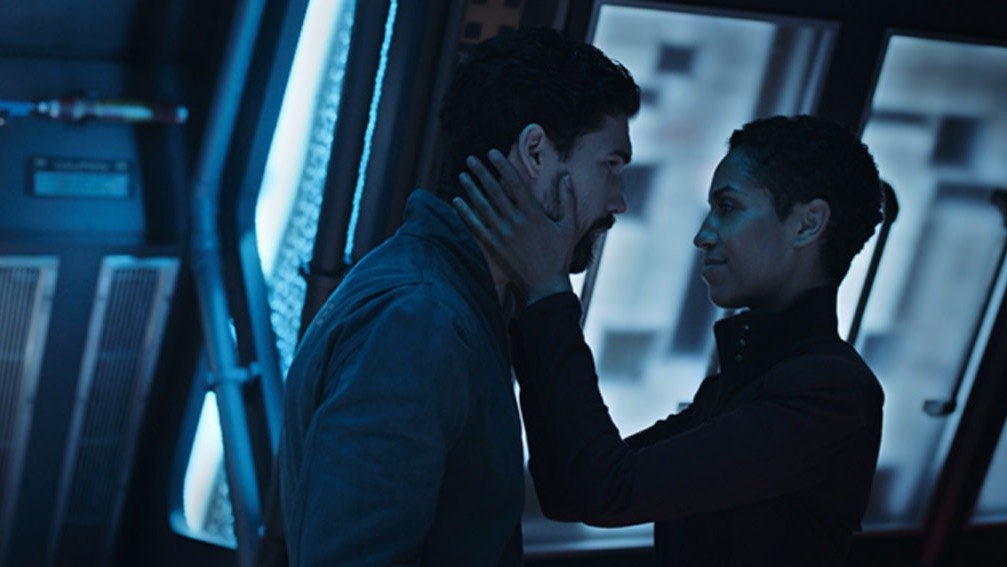 Holden (Steven Strait) and Naomi (Dominique Tipper) share a moment aboard the Roci in season four. (Image: Amazon Studios)