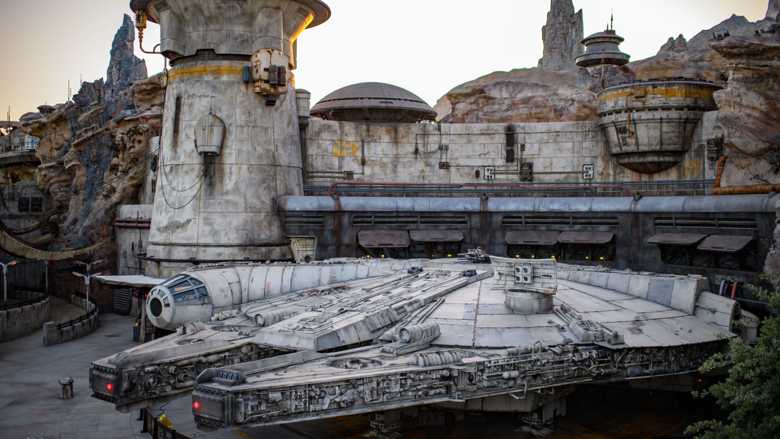 Galaxy's Edge. A thing of beauty. (Photo: Disney Parks)