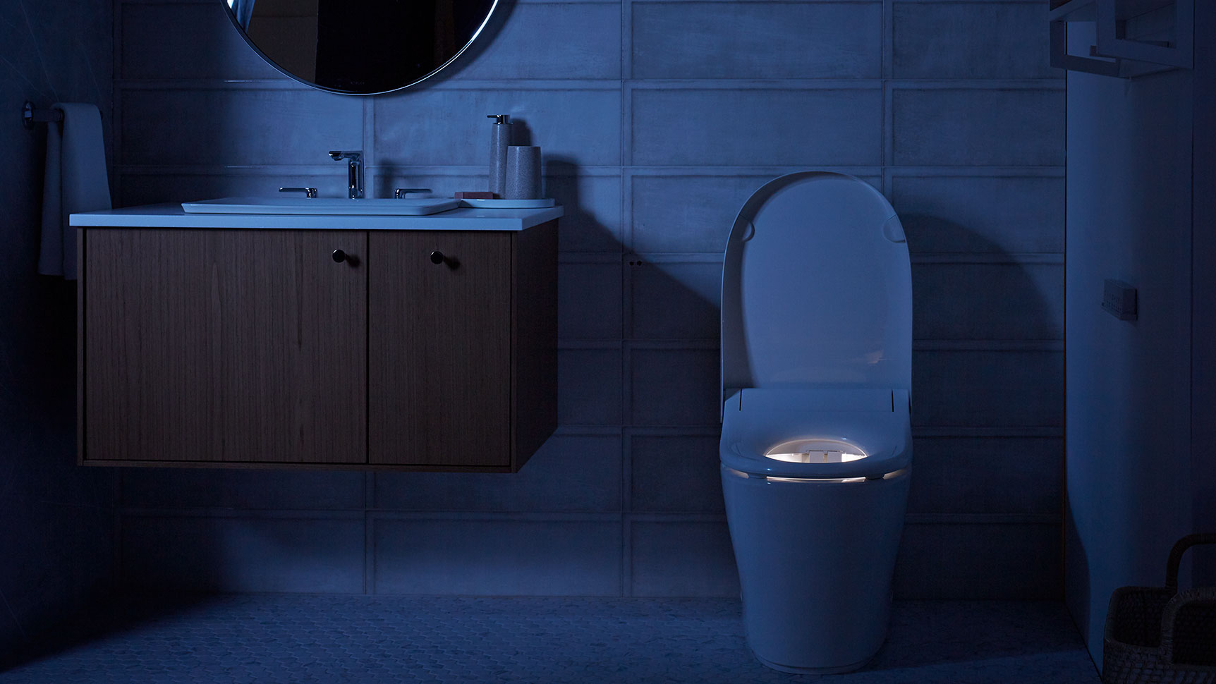 The Innate Intelligent Toilet also apparently doubles as a night light. (Image: Kohler)