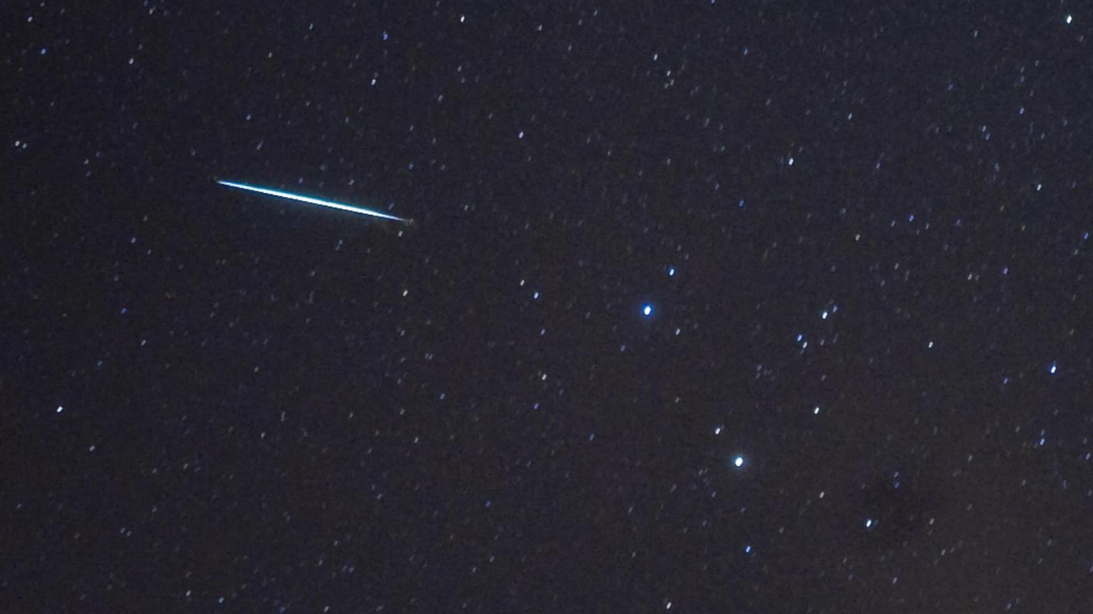 A meteor from the Geminid meteor shower on December 12, 2009 above Southold, New York.  (Photo: STAN HONDA/AFP, Getty Images)
