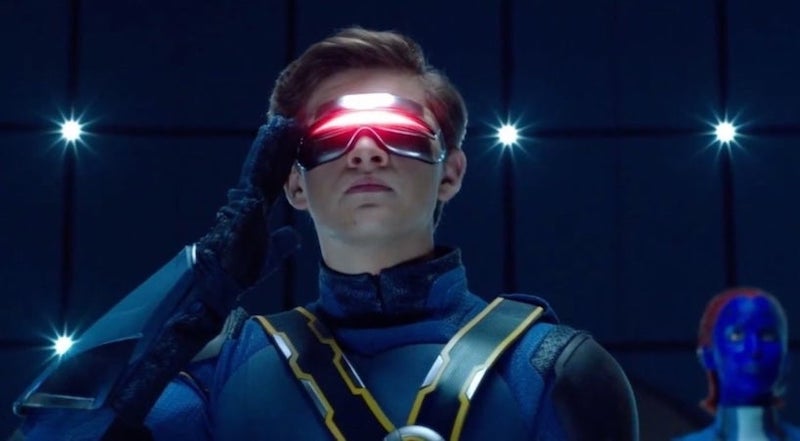 Tye Sheridan wearing the one good Cyclops costume Fox ever put into a live action movie. (Screenshot: 20th Century Studios)