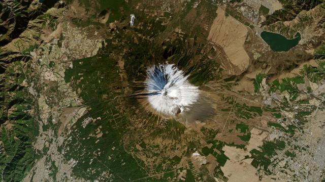 Striking Satellite Images Show Mount Fuji’s Sad Snowcap