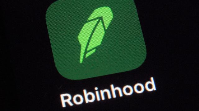 Google Deletes 100,000 Negative Reviews of Robinhood App From Angry Users