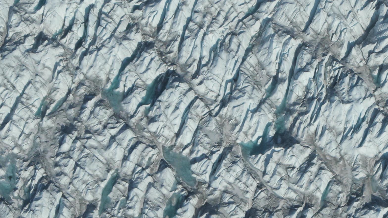 An ice sheet on Greenland. (Image: NASA/Katie Jepson)