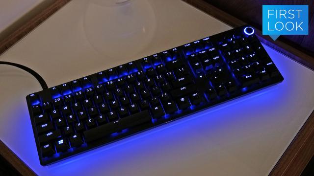Razer’s Huntsman V2 Analogue Packs Three Fancy New Features for Discerning Keyboard Fanatics