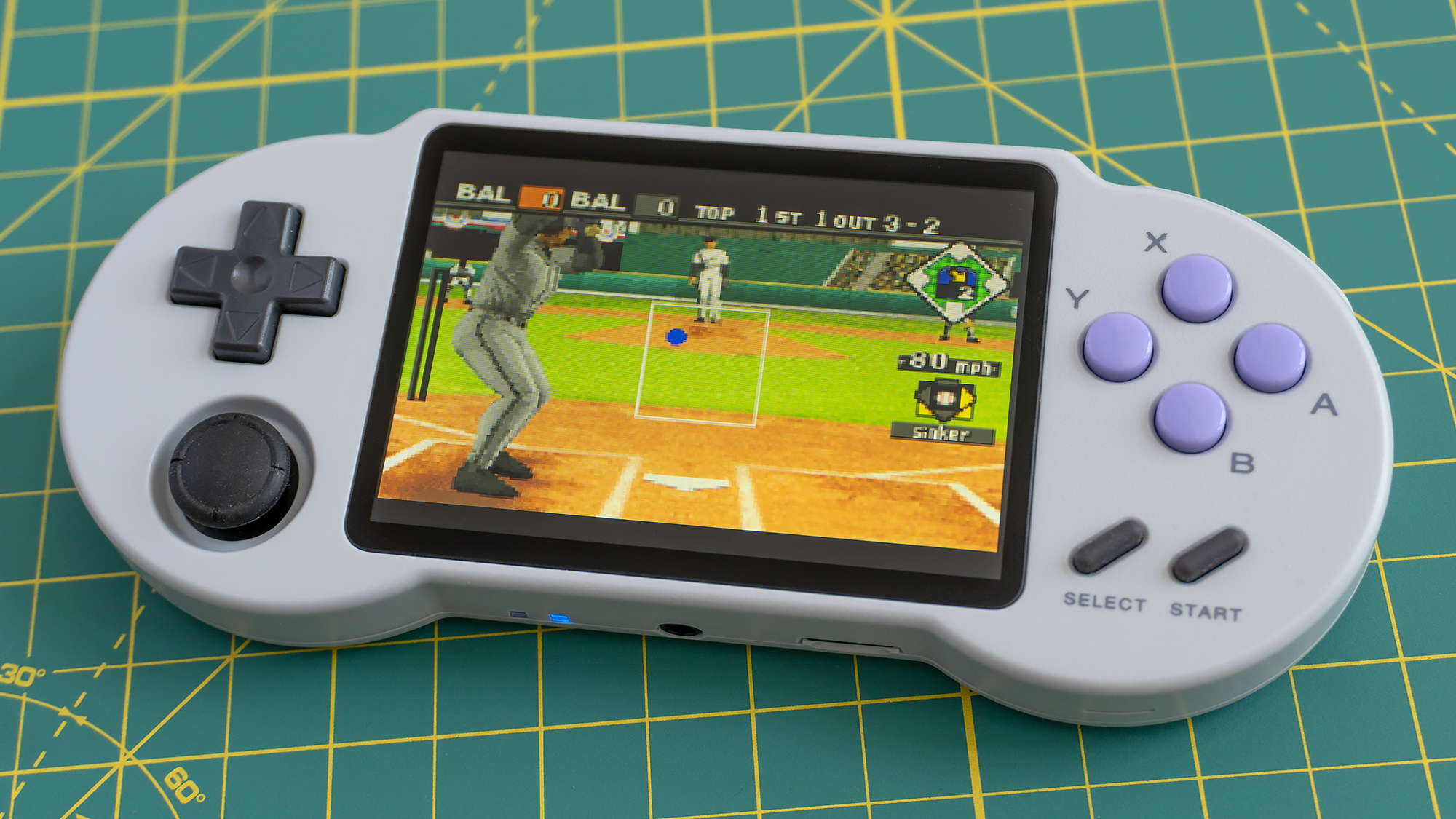 It's not the best screen you'll find on a retro handheld, but the PocketGo S30 still does a good job at making classic games look great. (Photo: Andrew Liszewski/Gizmodo)