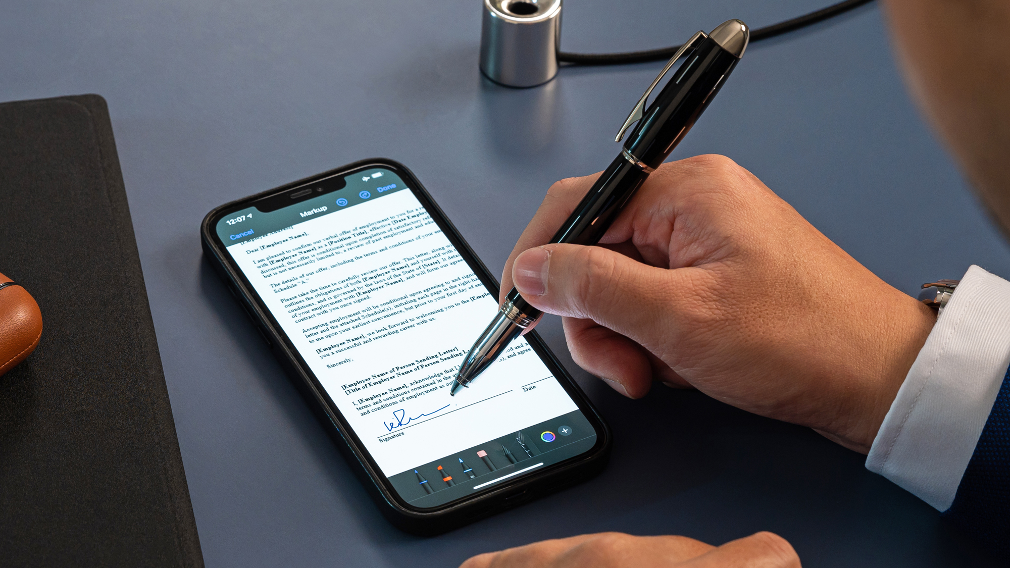 This $324 Stylus for iPhones and iPads Has Montblanc Style, but Isn’t Very Smart
