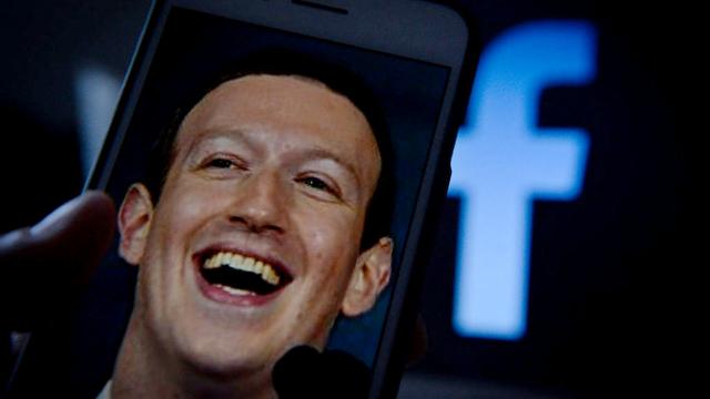 Facebook Bans Facebook on Facebook