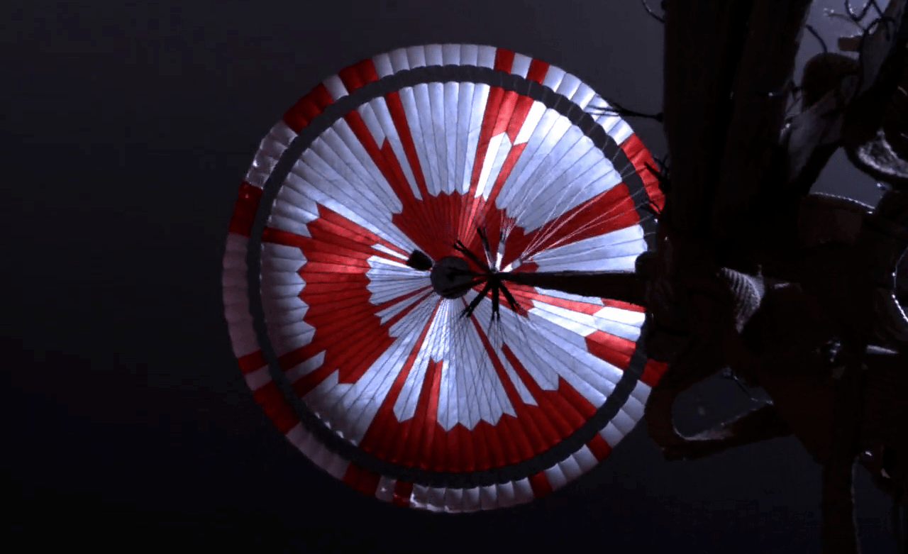 The supersonic parachute during descent.  (Image: NASA/JPL-Caltech)