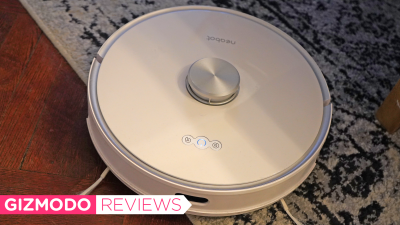 This Off-Brand Roomba Rival Gets the Job Done, With a Few Quirks