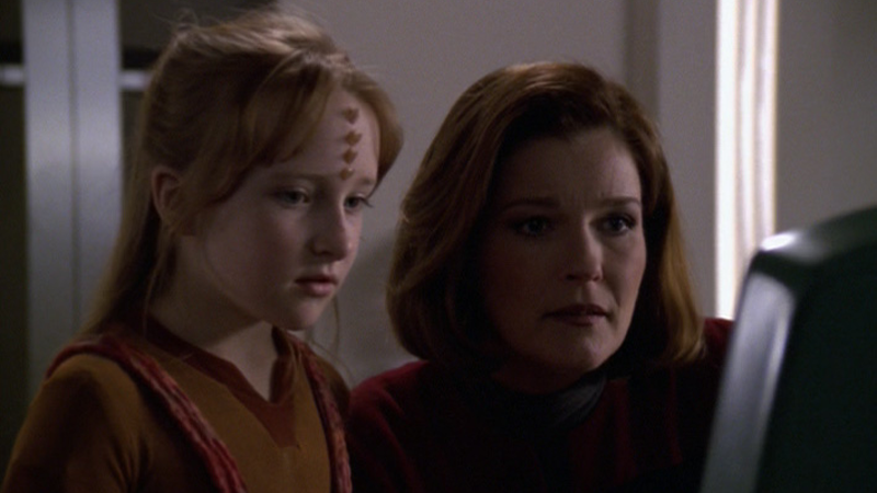 Captain Janeway and her most important crewmember aboard the U.S.S. Voyager. (Screenshot: CBS)