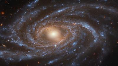 Hubble Captures Stunning View of a Spiral Galaxy