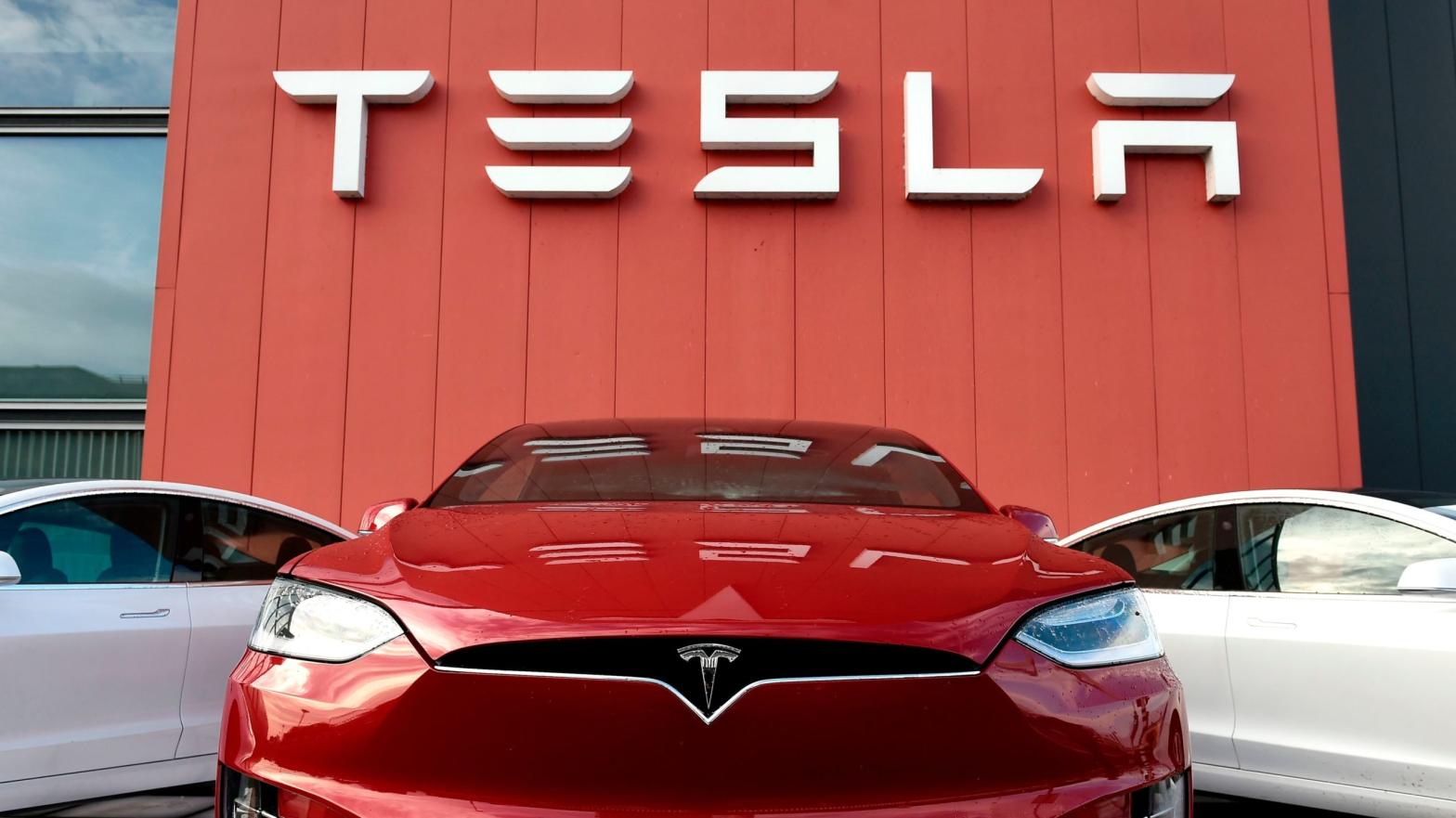 Tesla wants its fans to advocate on its behalf. (Photo: John Thys / AFP, Getty Images)