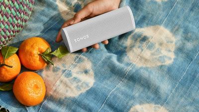 Sonos Finally Has A Cheaper Portable Speaker That Won’t Throw Your Back Out