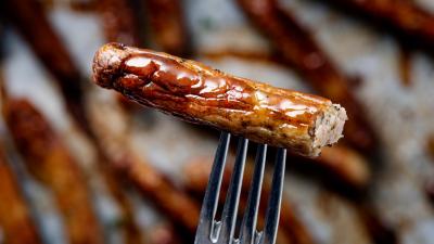 Man Snagged Over 9-Year-Old Robbery Thanks to Half-Eaten Sausage