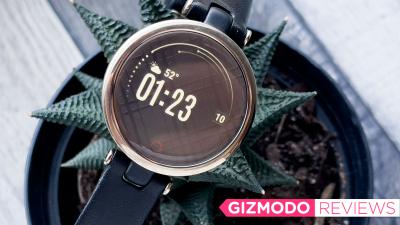 The New Garmin Makes a Compelling Case for Smaller Smartwatches