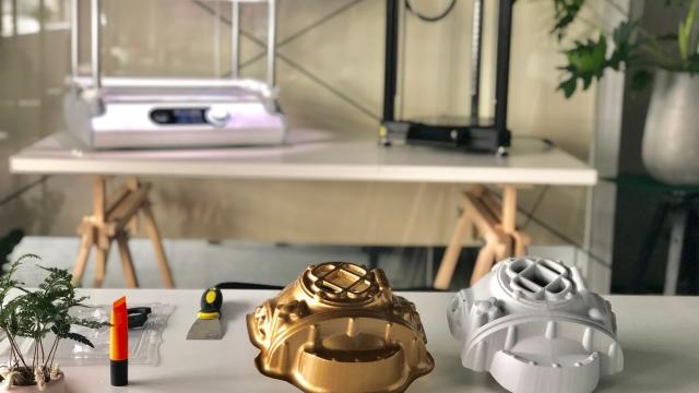 This Machine Creates 3D Objects In Seconds