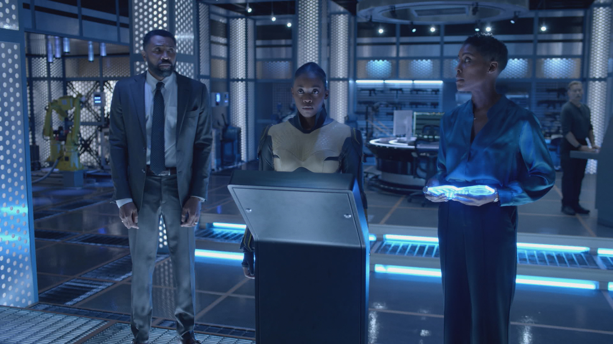 Jeff, Anissa, and Lynn in Gambi's lab. (Image: The CW)