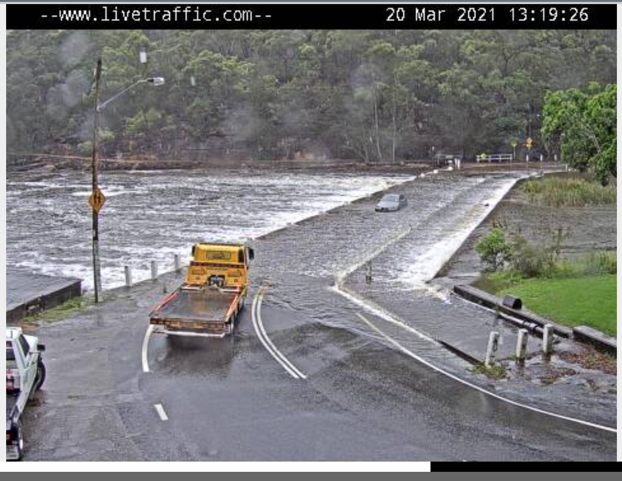 Thousands Of People Watched This Livestream Of A Lexus Caught in NSW Floods