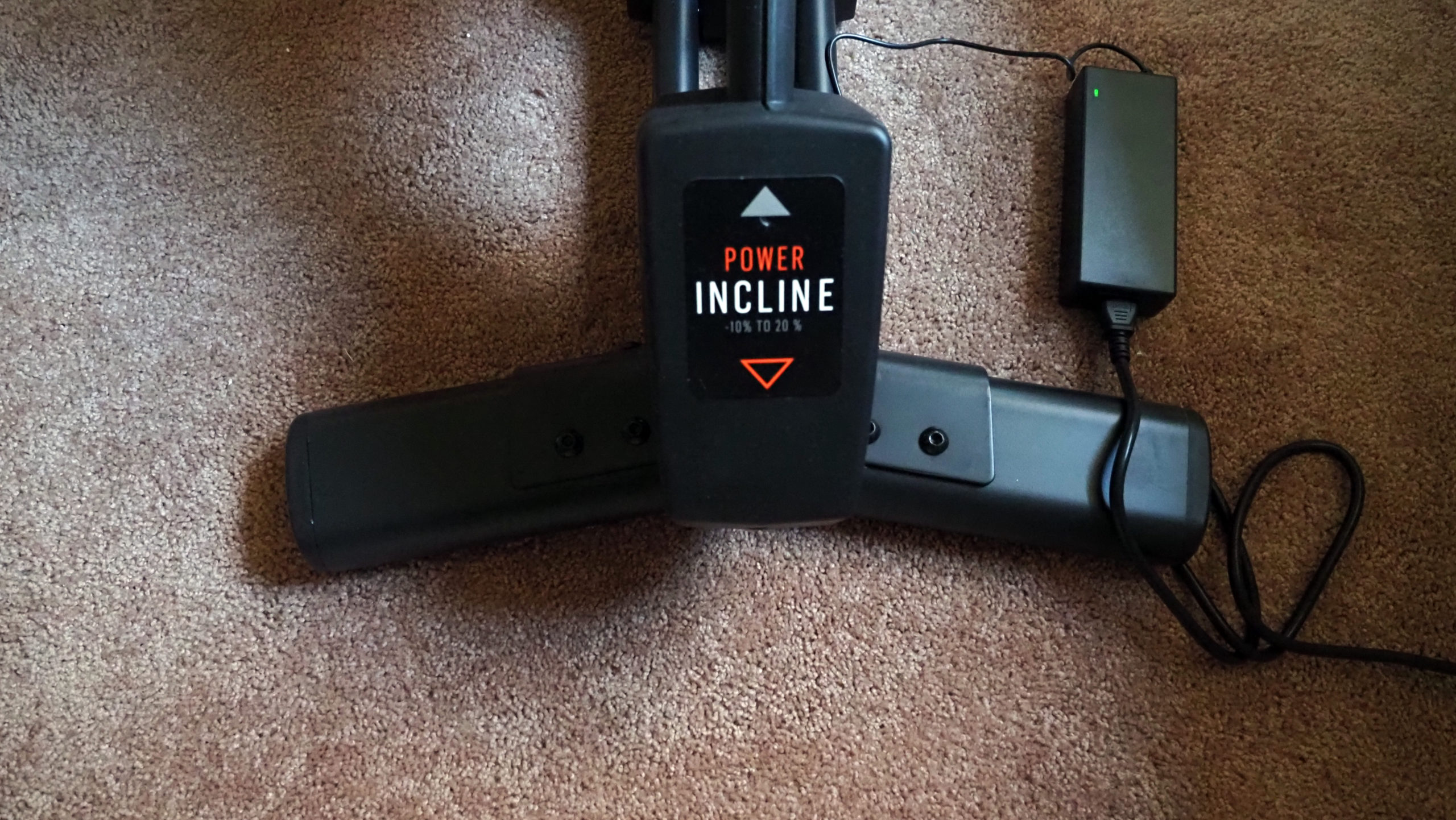 Incline is a huge differentiator over other pricey connected bikes. (Photo: Caitlin McGarry/Gizmodo)