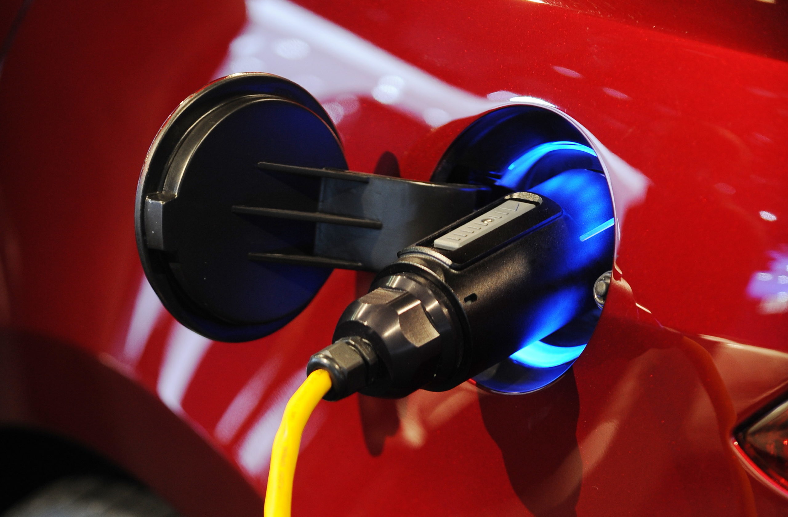 A Universal Charging Standard Is Needed For Mass EV Adoption