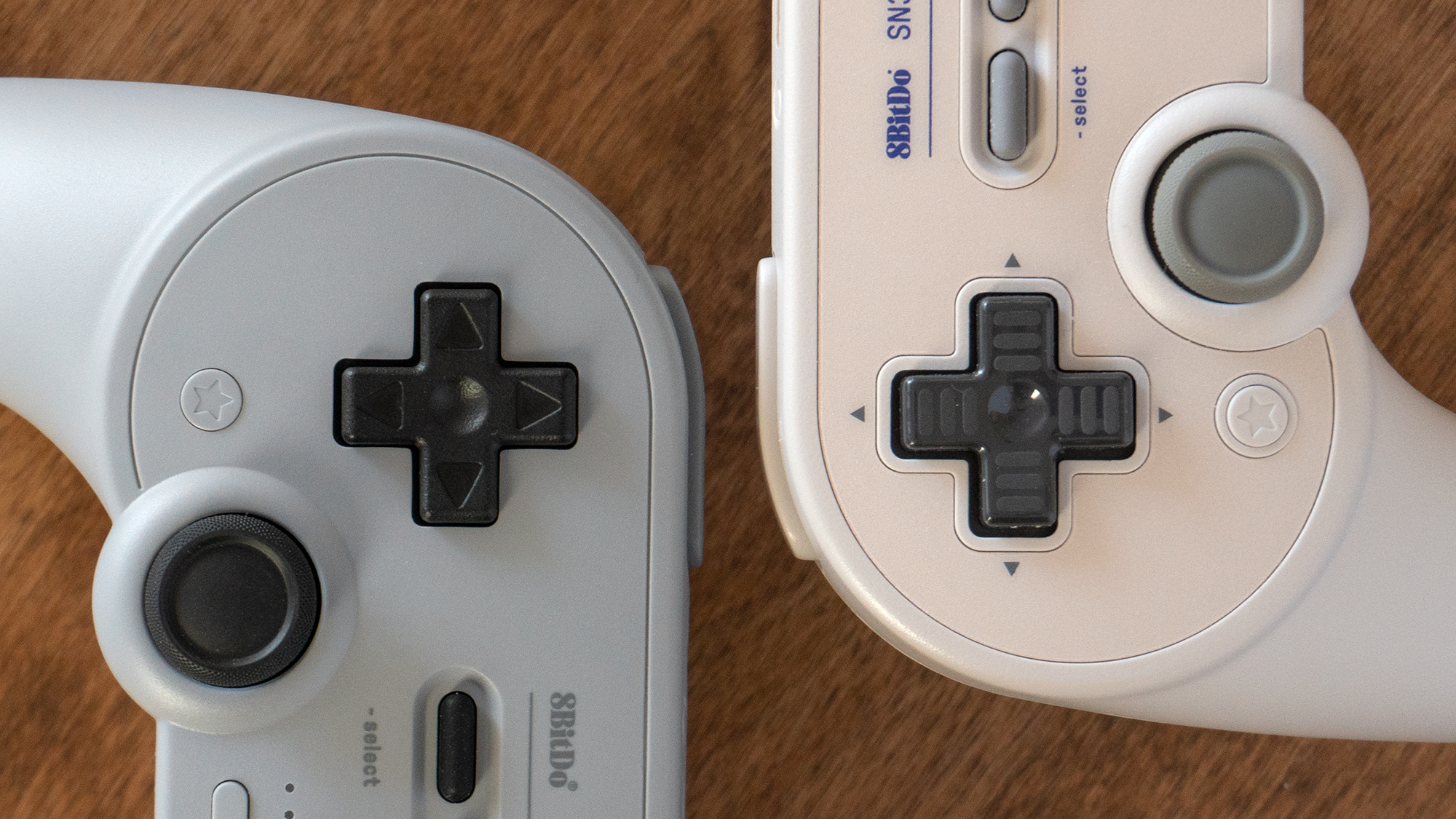 The Grey Edition and Black Edition versions of the Pro 2 controller also feature an improved directional pad with a grippy matte finish and a design that copies the D-pad on the original SNES' gamepad. (Photo: Andrew Liszewski/Gizmodo)