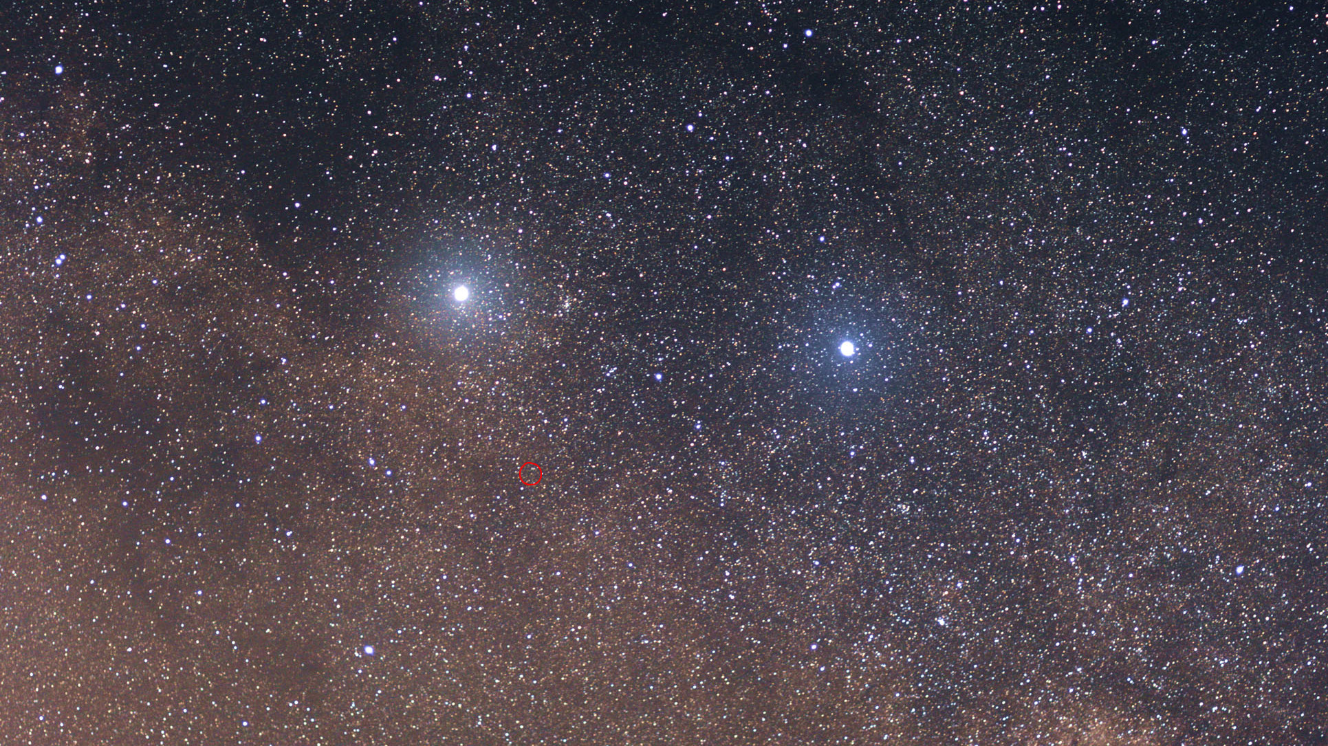 Alpha and Beta Centauri, with Proxima Centauri circled in red. (Image: Wikimedia Commons, Fair Use)