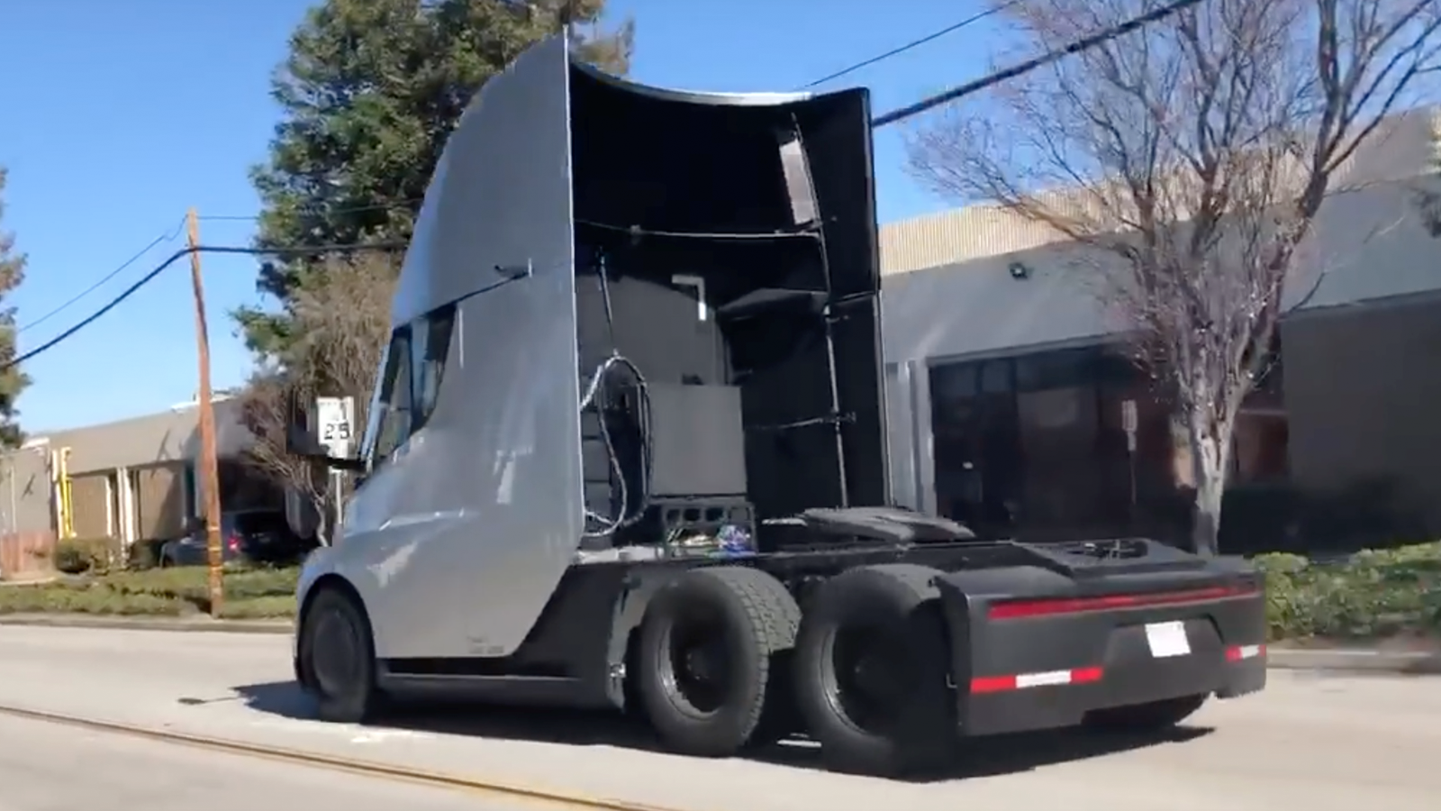 Leaked Images Show Geely’s Big Truck That Could Go Head-To-Head With The Tesla Semi