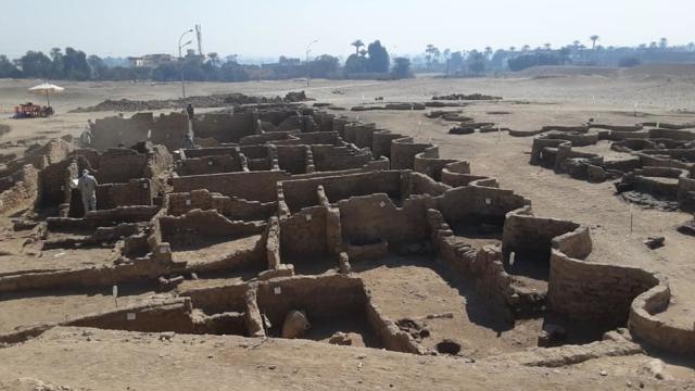 Discovery of 3,400-Year-Old Ancient Egyptian City Stuns Archaeologists