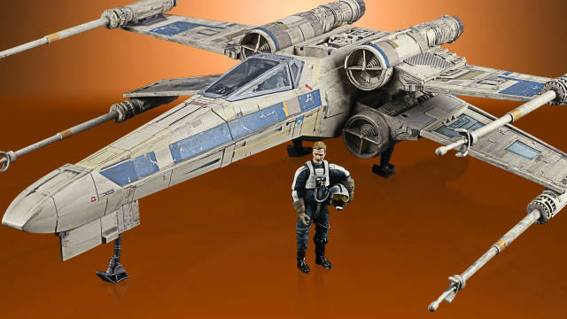 Rogue One’s Blue Leader Soars Into Hasbro’s Star Wars Figure Line
