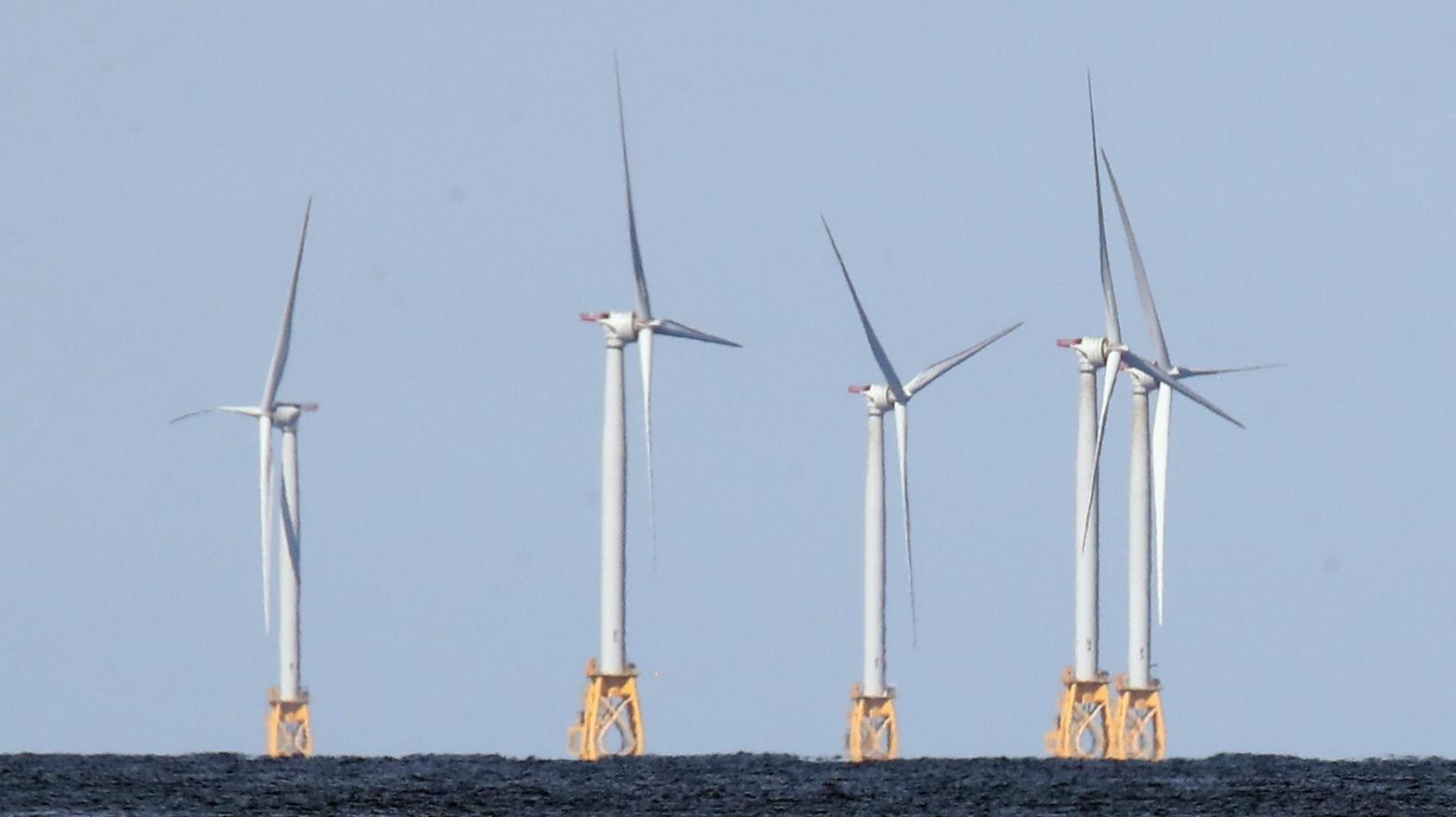 Wind turbines in Block Island Sound on July 8, 2018 just east of Montauk, New York. (Photo: Getty, Getty Images)