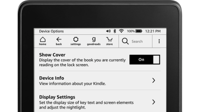 You Can Finally Use Book Covers as Kindle Lockscreens