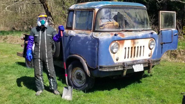 I Bought The Crappiest Jeep On Earth. Cleaning Its Interior Was Horrifying