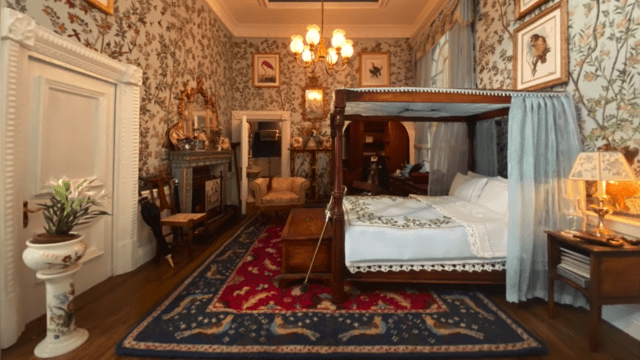 YouTubers Succeed In Getting Airbnb Bookings For an Opulent Dollhouse